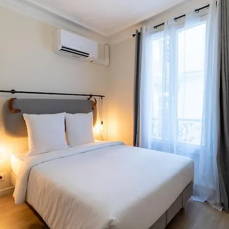 B1#two Bedrooms#champs Elysées#arc De Triomphe#ac Appartement